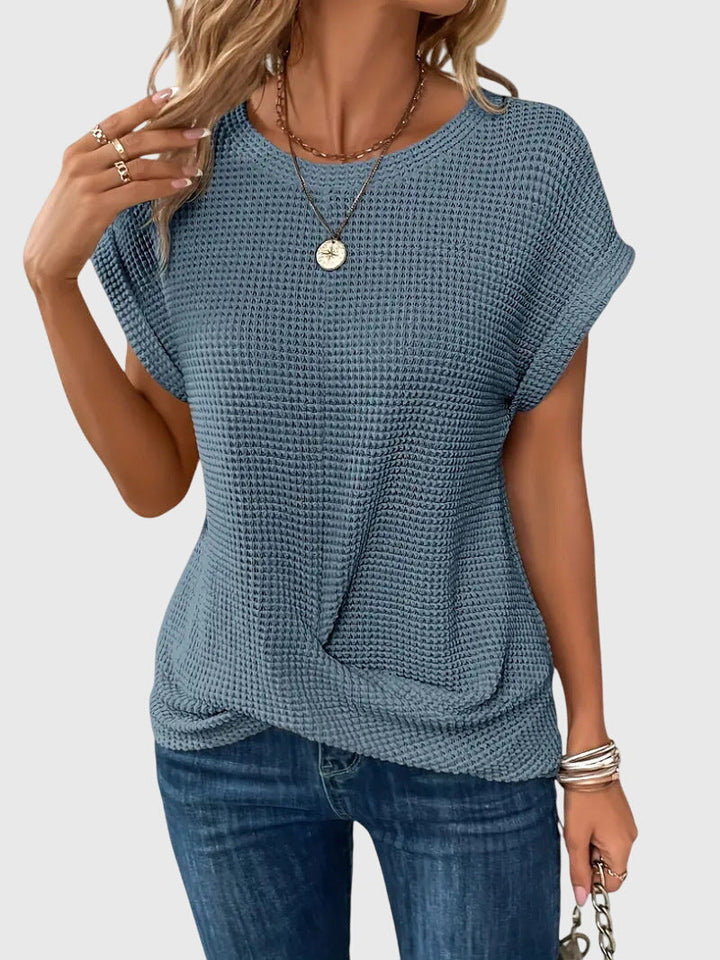 Isa - Elegant Blouse with Crew Neck