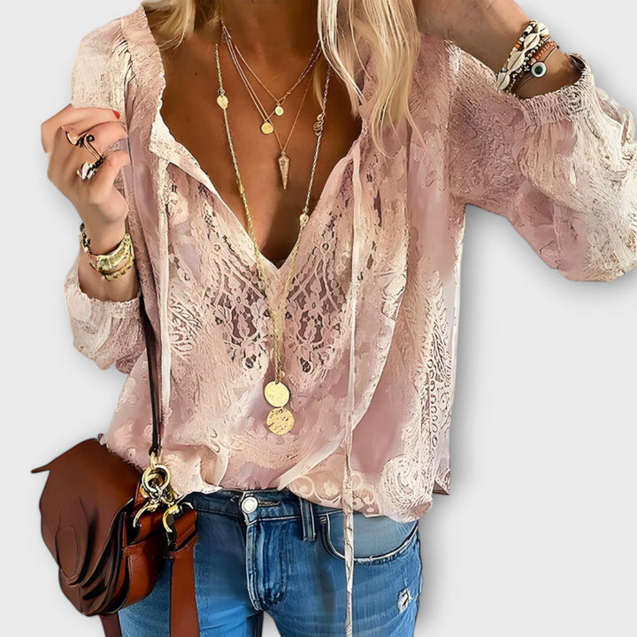 Brunetta - Sophisticated Blouse