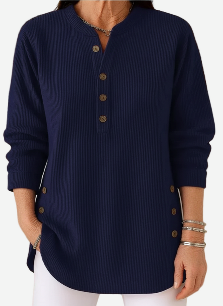 Taisie - Comfortable Sweater