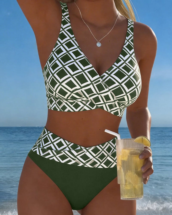 Sydney - Two-Piece Bikini with Cut-Out Bra and Diamond Pattern