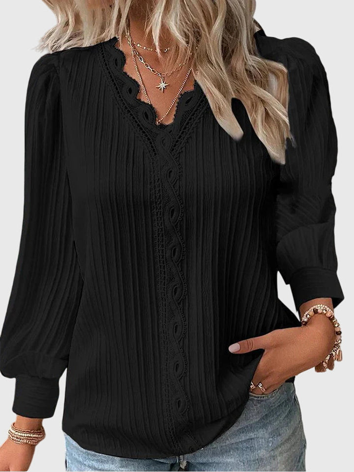 Andrea - Elegant Pullover Blouse