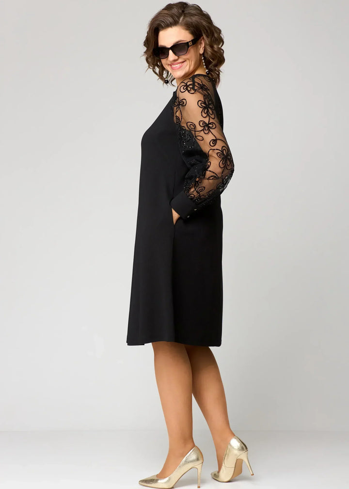 Edyth - Elegant Lace Dress