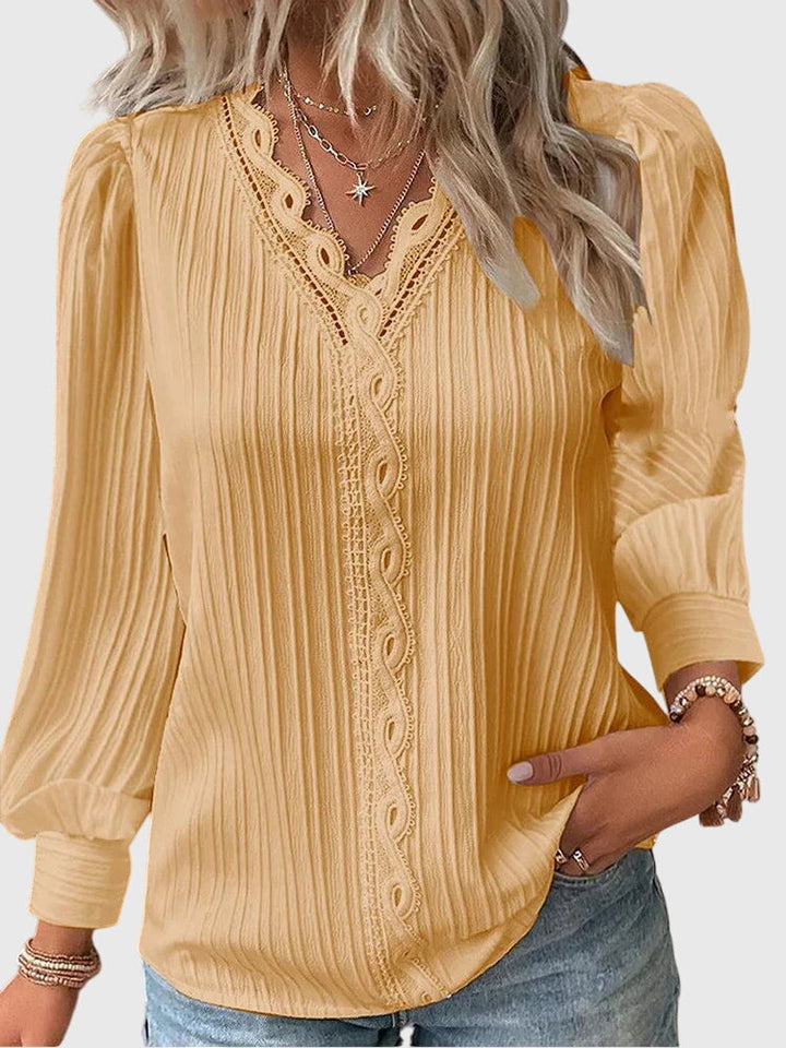 Andrea - Elegant Pullover Blouse