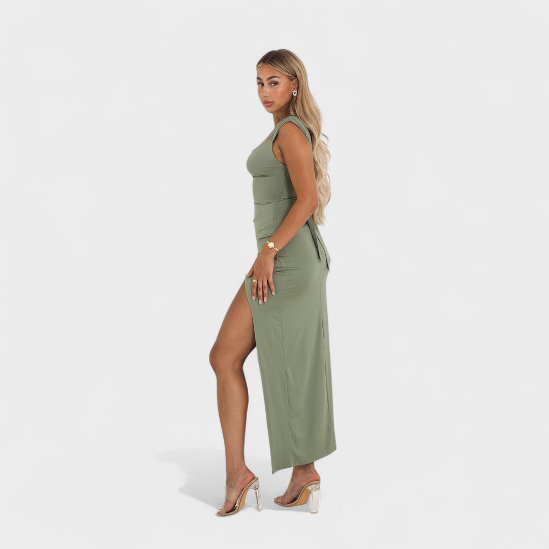 Sarela - Long Dress with Open Back