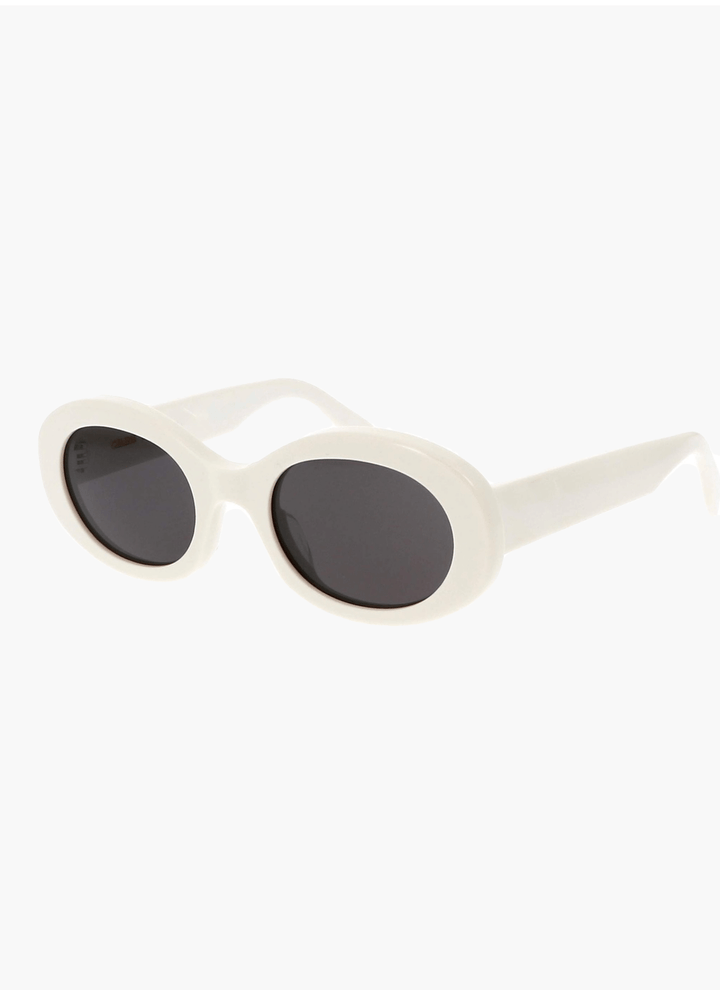Averi - Sleek Sunglasses
