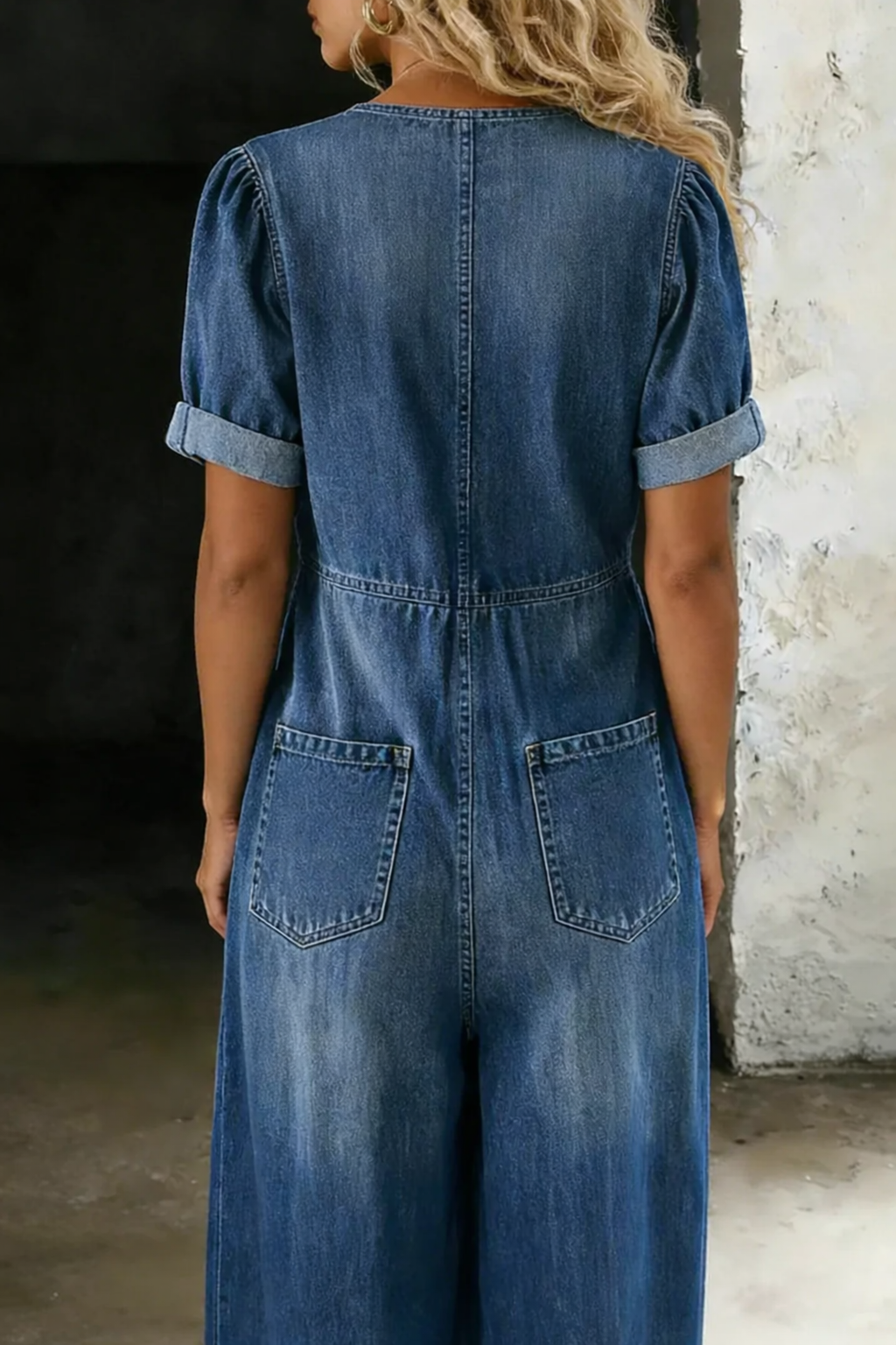 Olga - Short Sleeve Jumpsuit with V-Neck