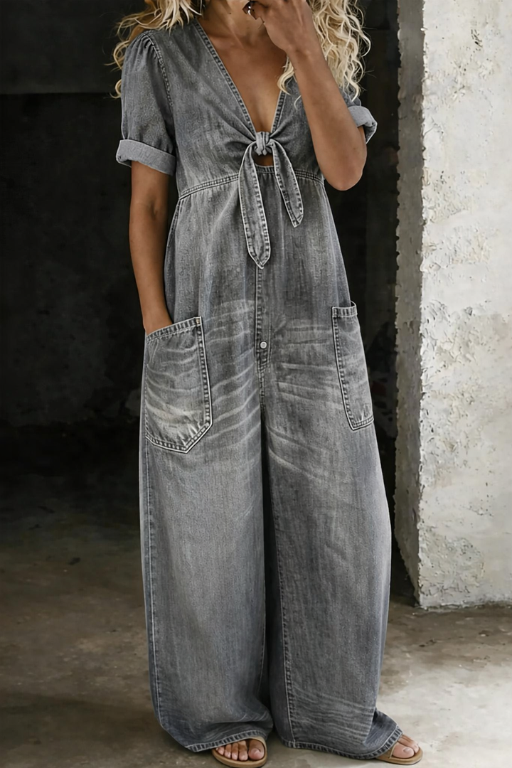 Olga - Short Sleeve Jumpsuit with V-Neck