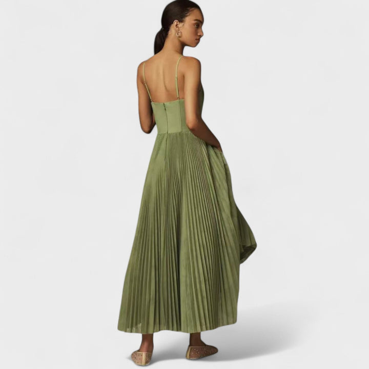 Elodie - The Dress with Elegance