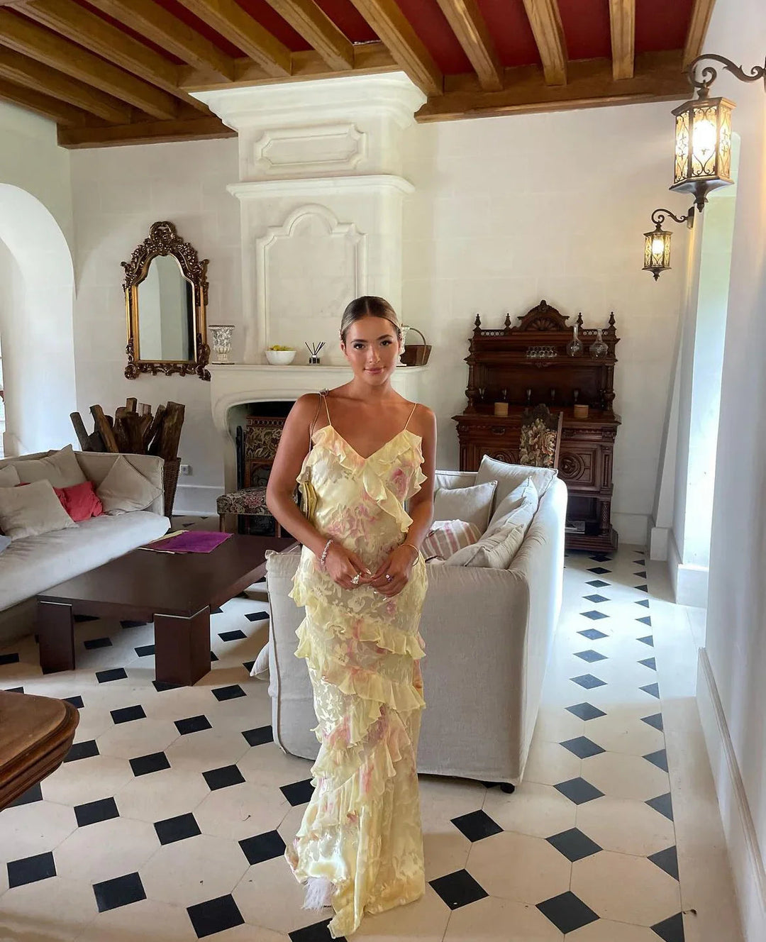 Juliet - Long Dress with Ruffles