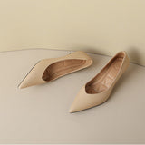 Avery | Low-Heel Classic Pumps