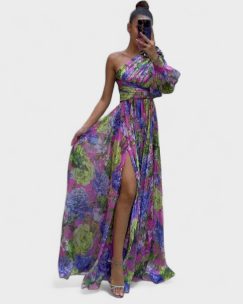 Whitney - Elegant and Flowing Dress