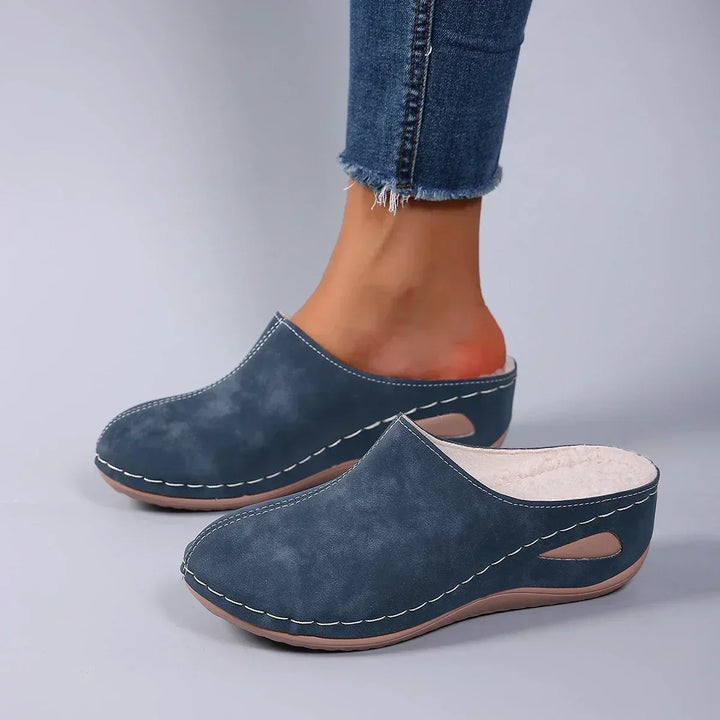 Averia - Orthopedic Slip-Ons