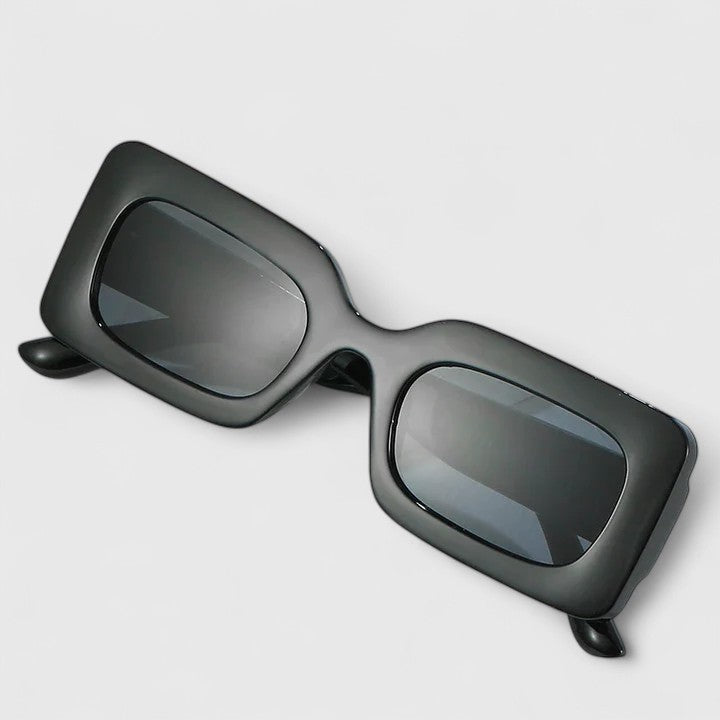 Elyanna - Sophisticated Sunglasses
