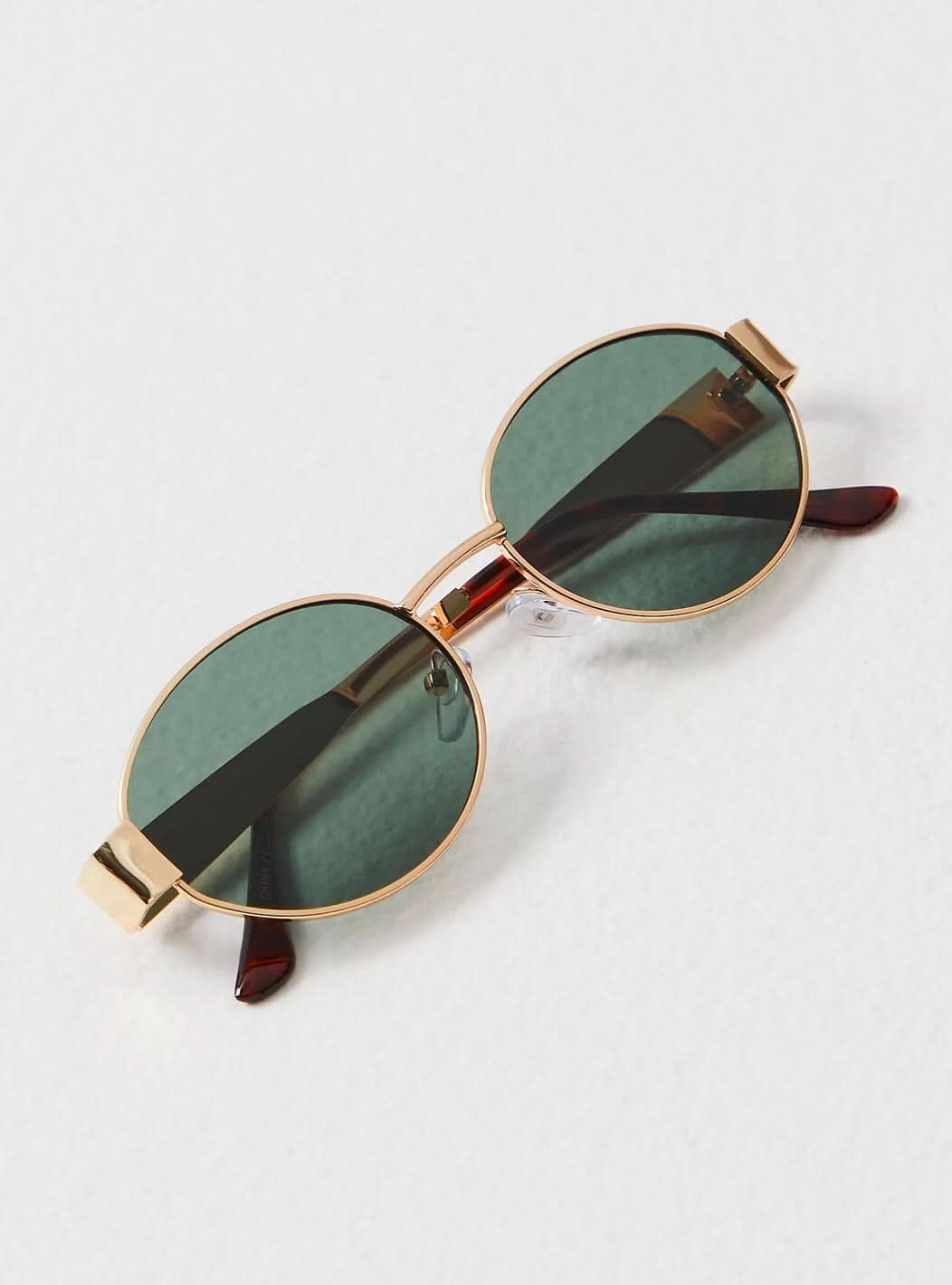 Zariyah - Stylish Sunglasses