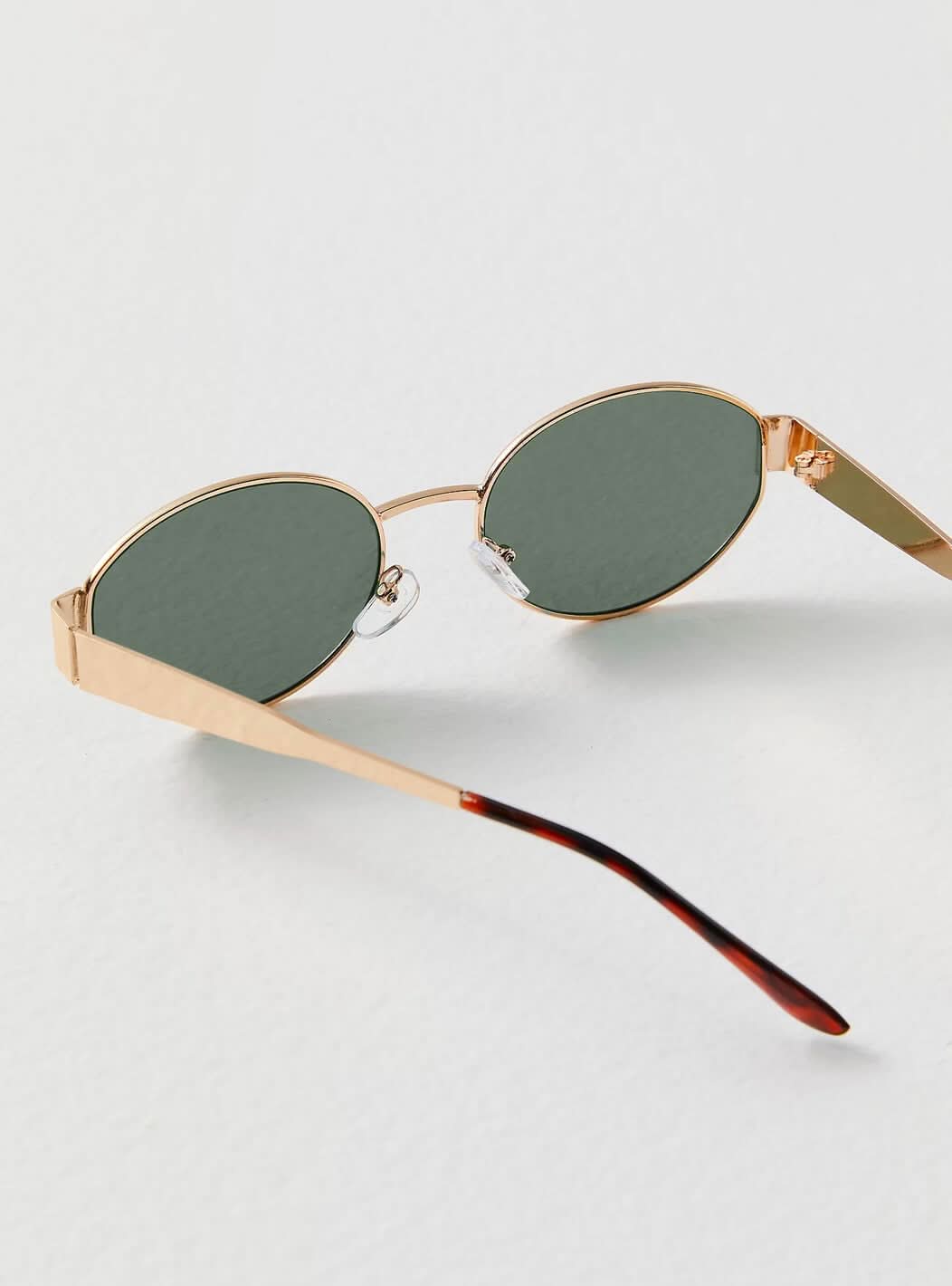 Zariyah - Stylish Sunglasses