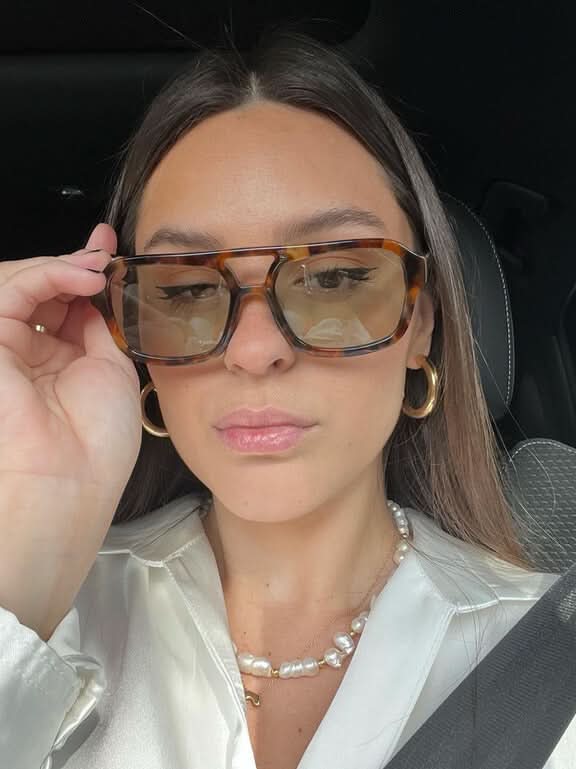 Jaslynn - Elegant Sunglasses