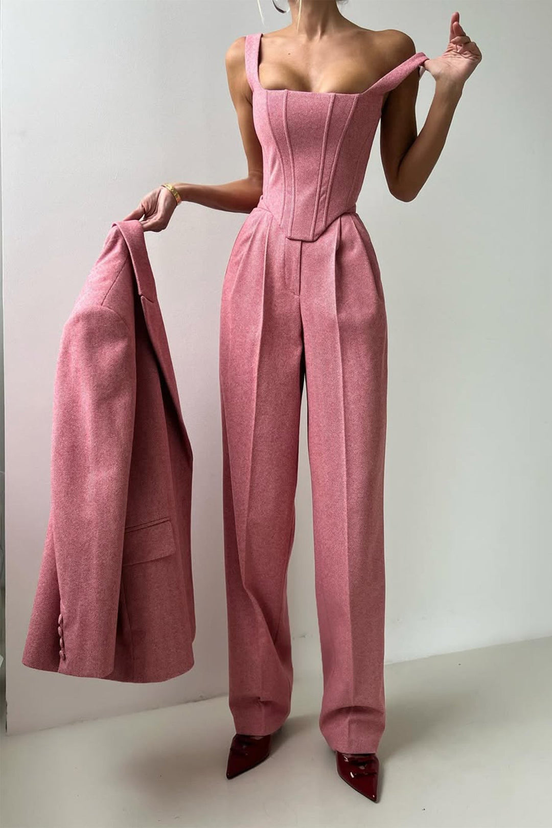 Elegance - Three-Piece Set