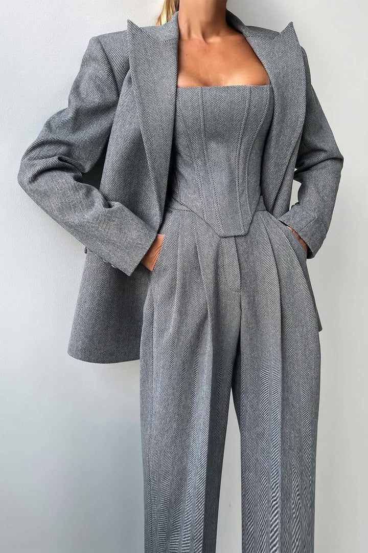 Elegance - Three-Piece Set