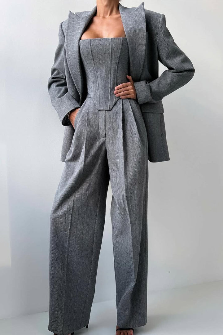 Elegance - Three-Piece Set
