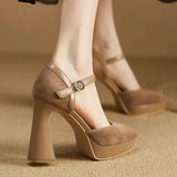 Victoria | Elegant Strap Pumps