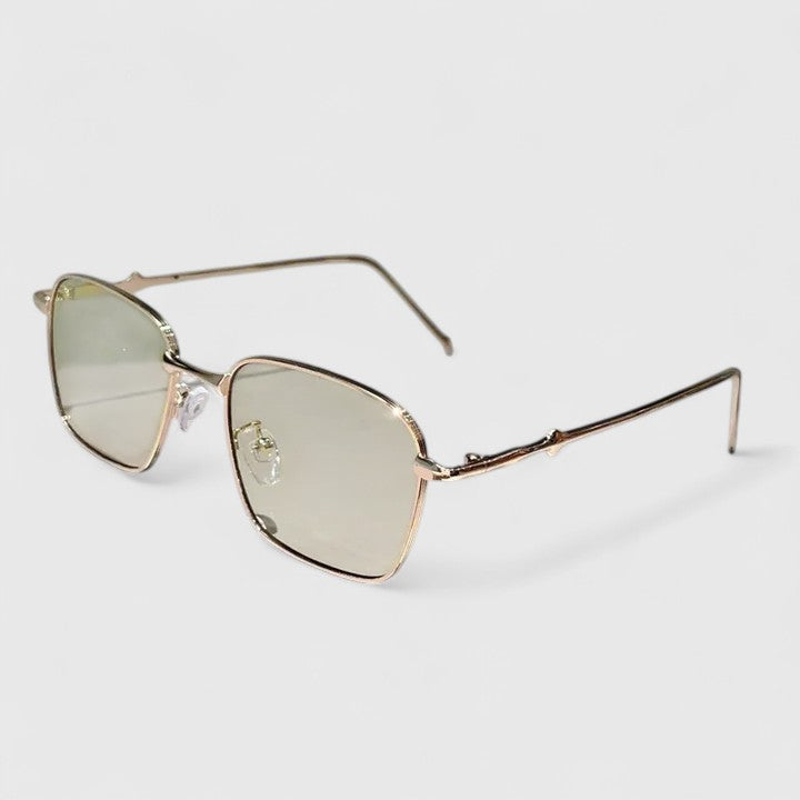 Raygynn - Stylish Sunglasses
