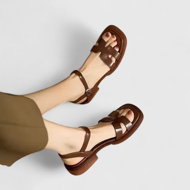 Dianne - Sophisticated Flat Sandals