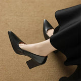Evelyn | Classic Block-Heel Pumps