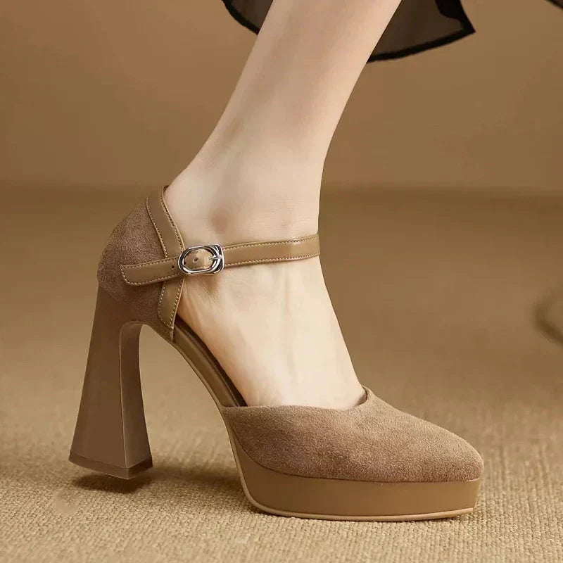 Victoria | Elegant Strap Pumps