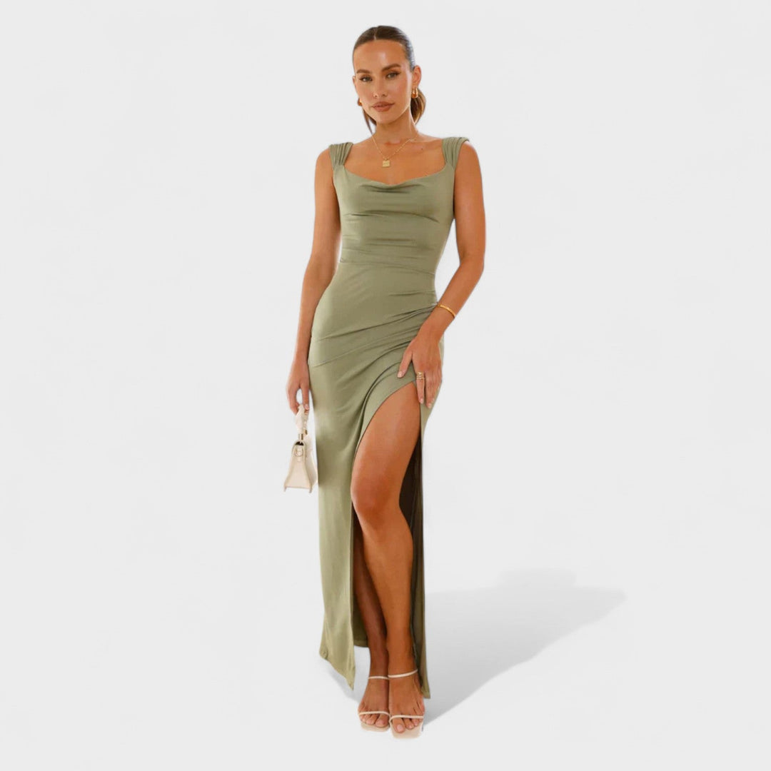 Sarela - Long Dress with Open Back