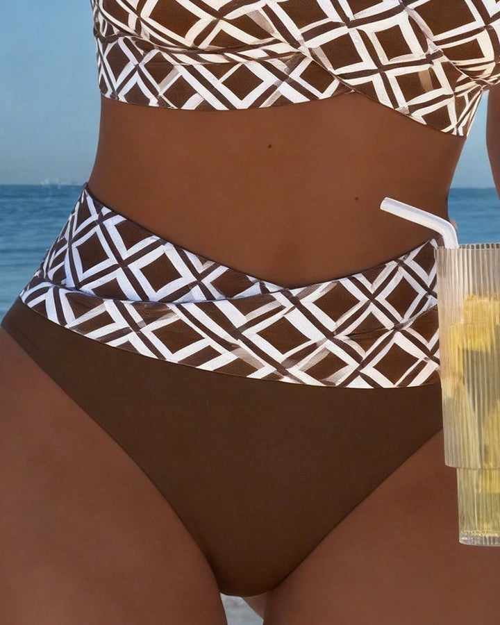 Sydney - Two-Piece Bikini with Cut-Out Bra and Diamond Pattern