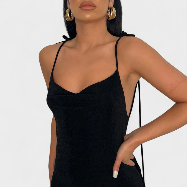 Luna - The dress that celebrates curves