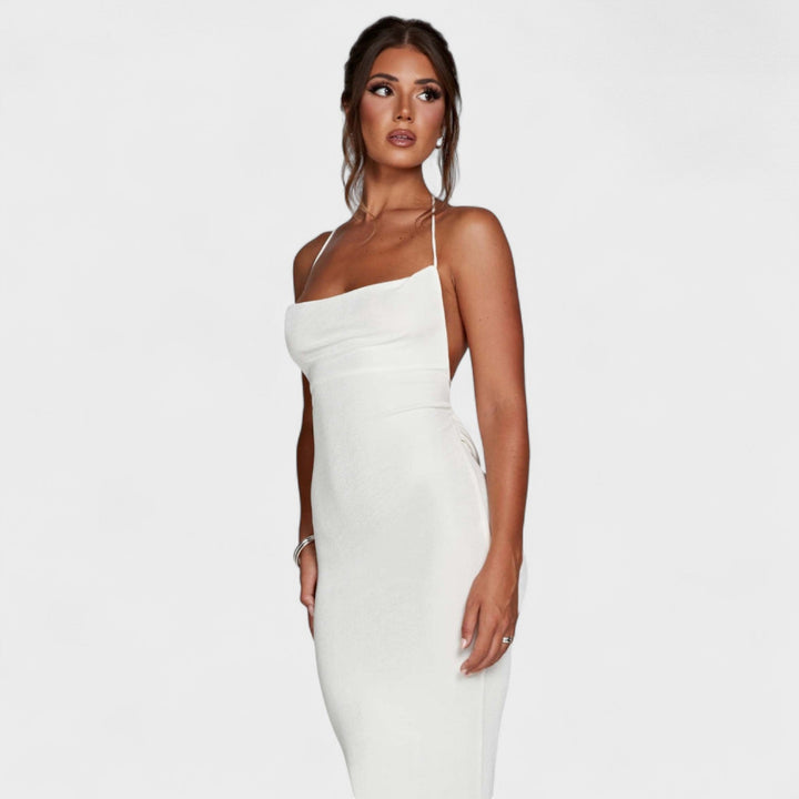 Luna - The dress that celebrates curves