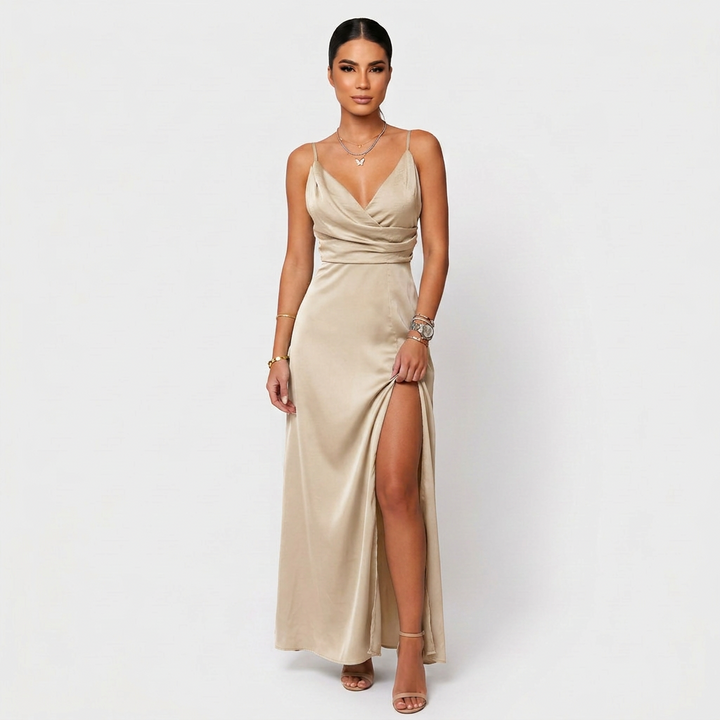 Lara - Elegant Maxi Dress