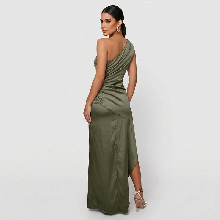 Andrea - Elegant Maxi Dress