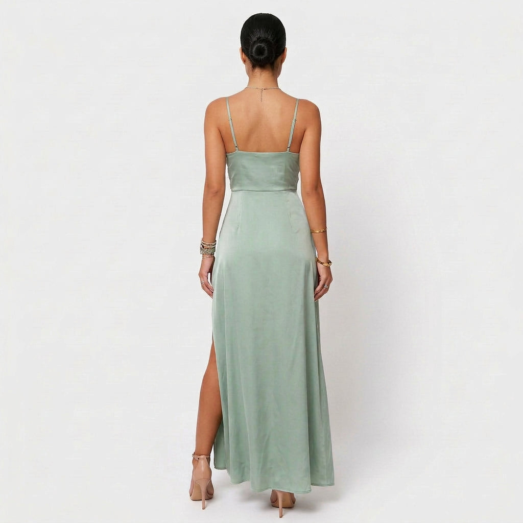 Lara - Elegant Maxi Dress