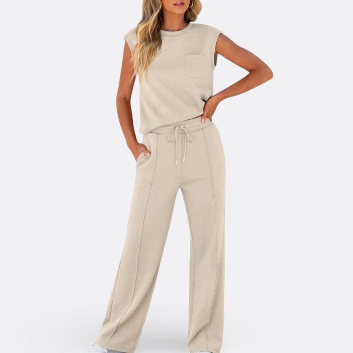 Iris - Casual Set in Soft Lounge Fabric