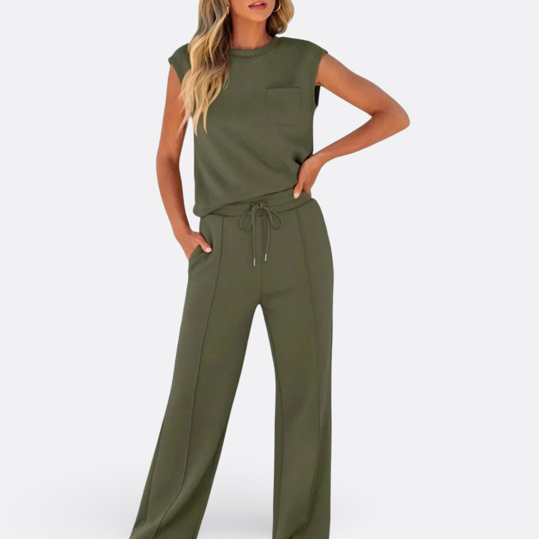 Iris - Casual Set in Soft Lounge Fabric
