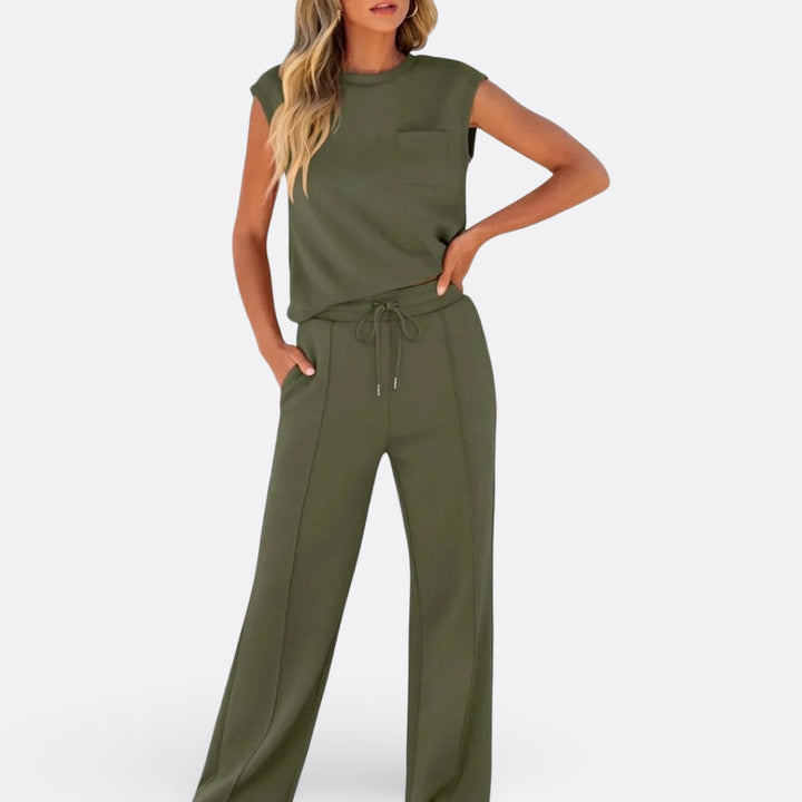 Iris - Casual Set in Soft Lounge Fabric
