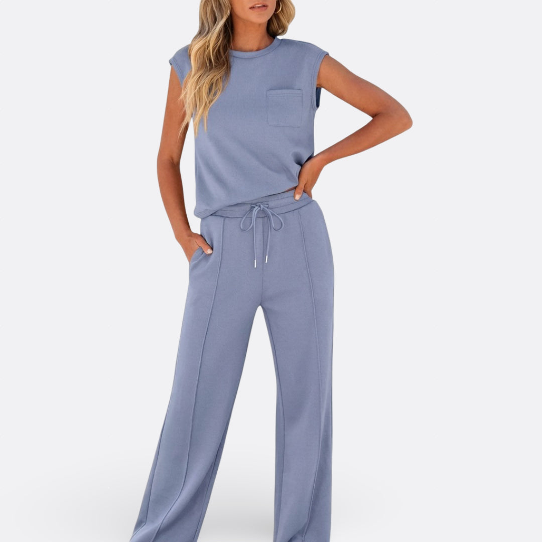 Iris - Casual Set in Soft Lounge Fabric