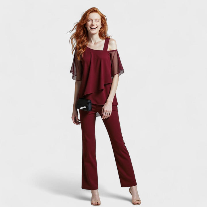 Bianca - Timeless Elegance with Exposed Shoulders